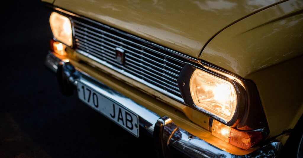 1960〜70年代の少女漫画を象徴する表紙やキャラクターが並ぶレトロで可憐なイメージ